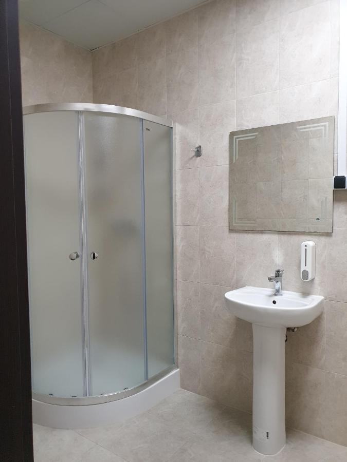 Hotel Obolon-Arena Kiev Esterno foto