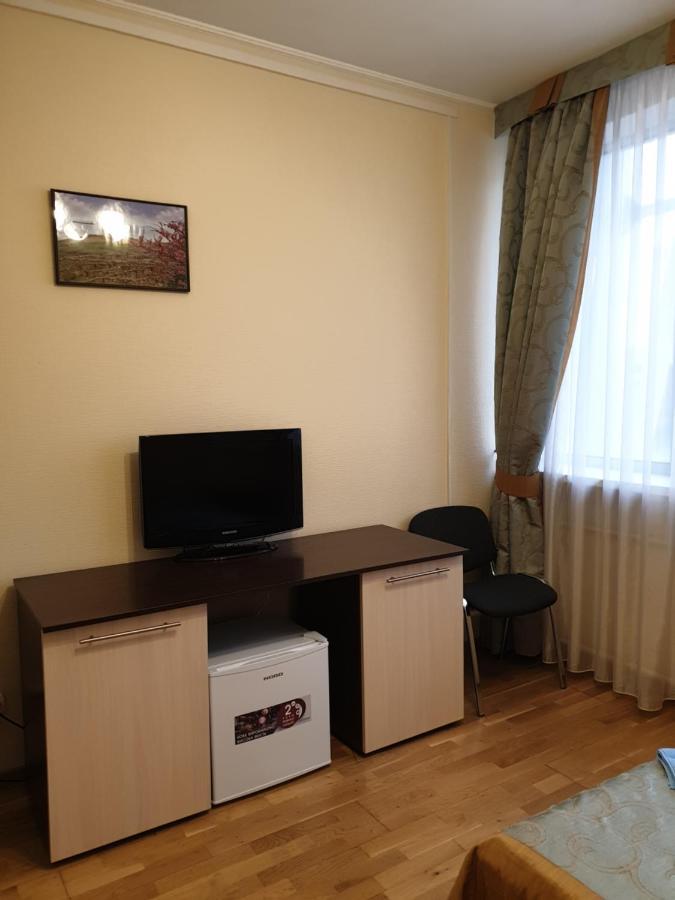 Hotel Obolon-Arena Kiev Esterno foto