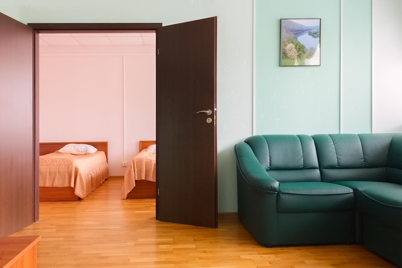 Hotel Obolon-Arena Kiev Esterno foto