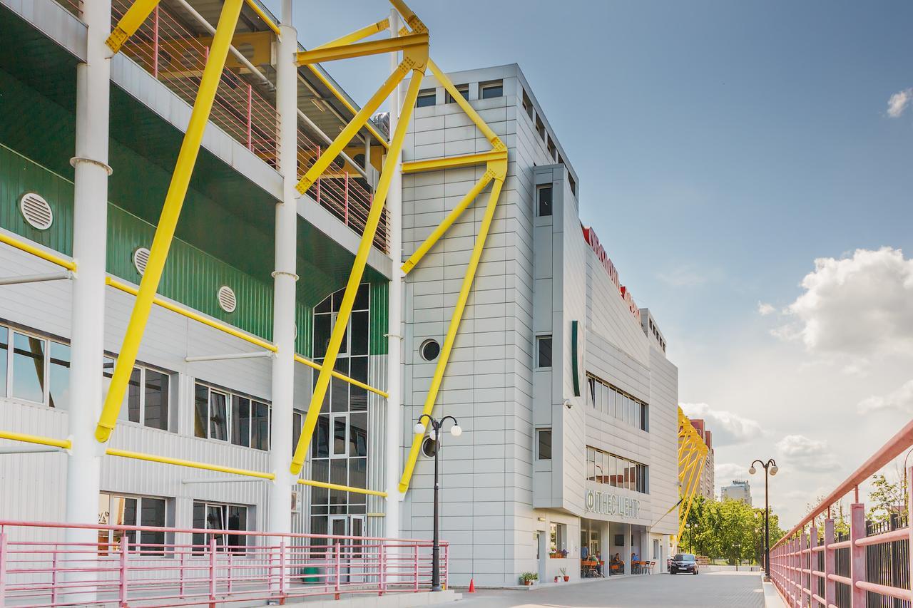 Hotel Obolon-Arena Kiev Esterno foto